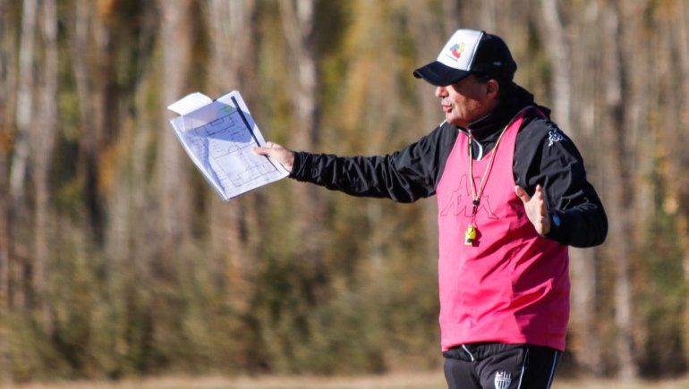 El plantel de Raggio trabaja en burbujas