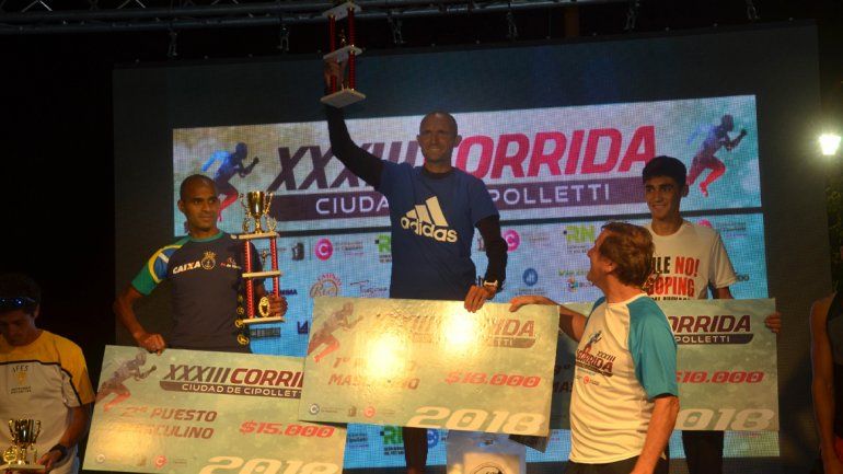 Una fiesta: mirá todo el color de la  33ª Corrida de Cipolletti