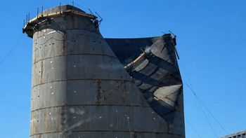 Los tanques de reserva de agua para incendios presentaron daños estructurales visibles. Foto: Gentileza.