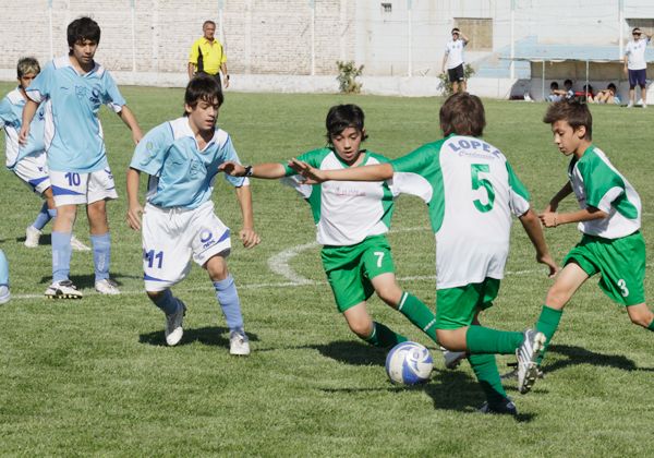 Comienzan las inferiores de la Confluencia
