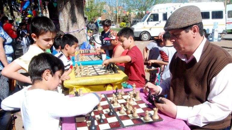 Llegó la primavera y así se festejó en Cipolletti