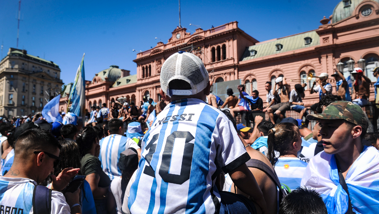 Qué dijo Alberto sobre la caravana de los campeones del mundo