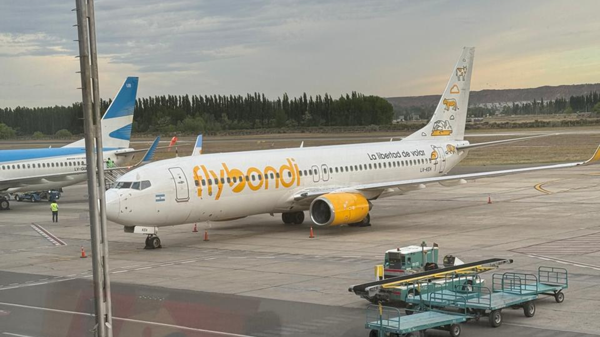 Flybondi canceló más de 70 vuelos en las fiestas de Navidad y Año Nuevo 13 mil pasajeros afectados