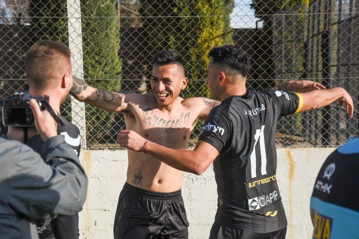 Monito Opazo: Es una presión linda ser líderes