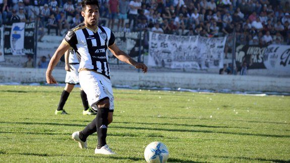 Mellado eligió su destino: jugará en Chaco For Ever
