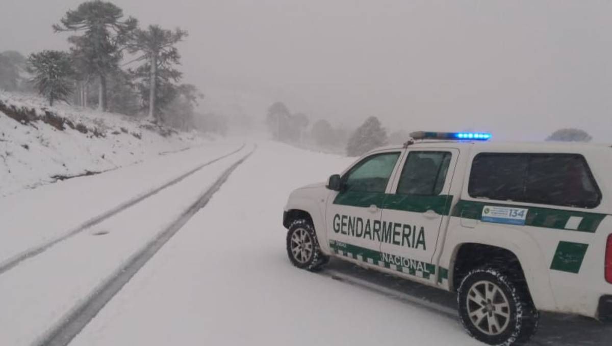 Sigue la nieve y se complican los cruces a Chile