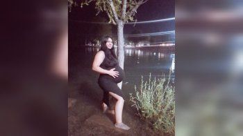 Joven mamá sigue en coma tras una cesárea en el Hospital Heller