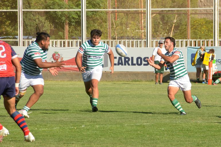 Marabunta le ganó un partidazo a Roca RC en el Regional Patagónico: las mejores fotos