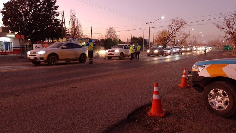 ¡Un peligro!: lo atraparon manejando por la Ruta 151 con 2,25 g/l de alcohol