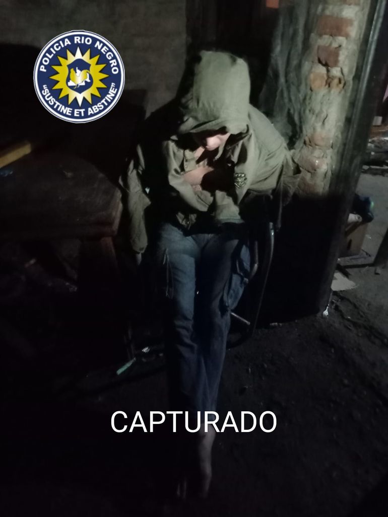 El hombre fue capturado pasadas las 6 de la mañana en una chacra de Fernández Oro. 