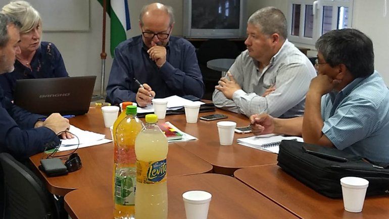 UPCN criticó duramente al gobierno a ATE por la propuesta salarial