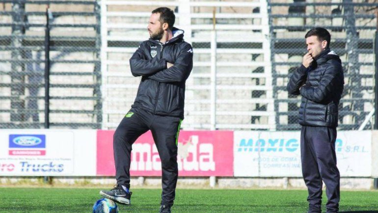 Comienza el ciclo de Alecha al frente de Cipolletti