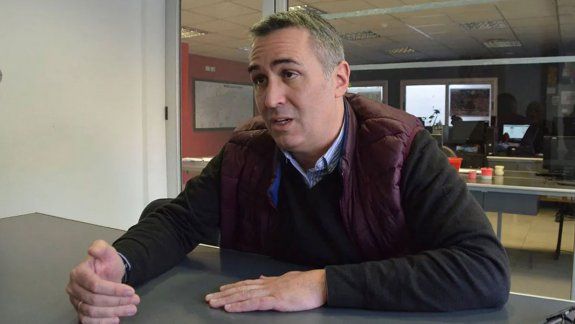 Diputado neuquino se metió en el debate por los penes de madera