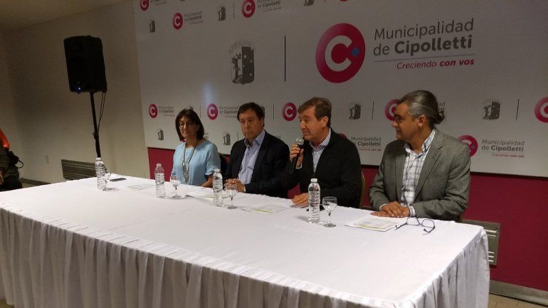 Firmaron nuevos contratos para edificios escolares en Cipolletti