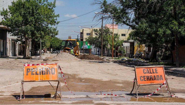 Cambió la gestión pero siguen los planes de asfalto