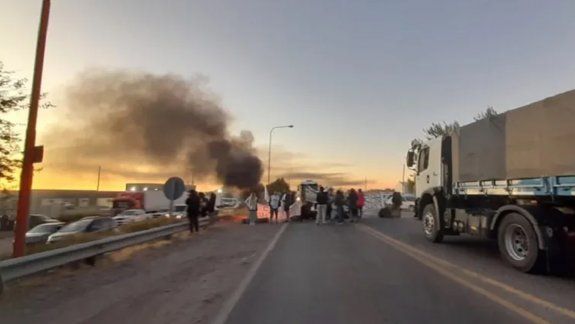 Corte en Campo Grande: el intendente apoyó el piquete y apuntó contra el gobierno provincial