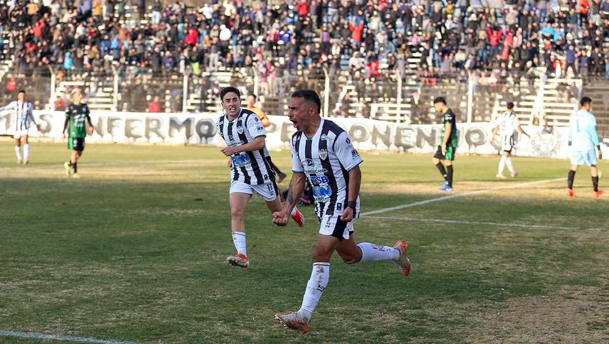 Cipo quiere volver a la victoria ante Olimpo de la mano de su goleador
