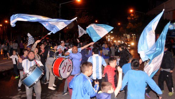 ¡vamos al mundial! los cipolenos festejaron la entrada a rusia 2018