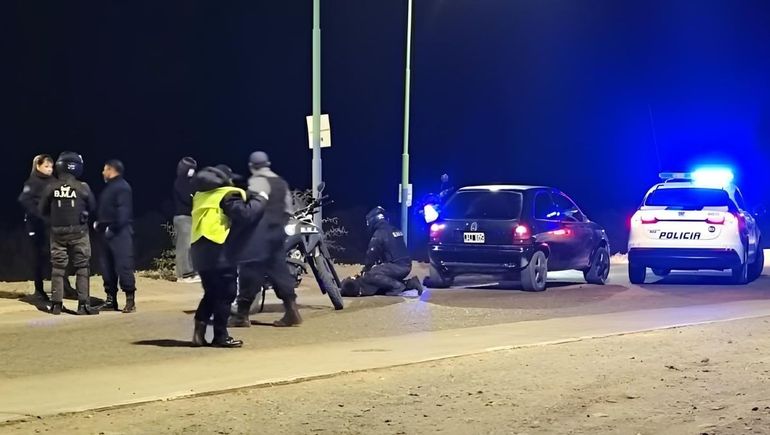 El conductor de un Corsa escapó de un control policial en Catriel