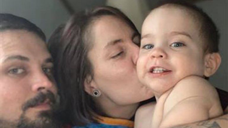 Un bebé entró a su casa en llamas para salvar a su perro y ambos murieron abrazados