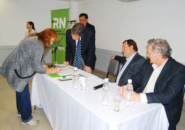 Millonaria inversión de Nación para construir 272 nuevas viviendas