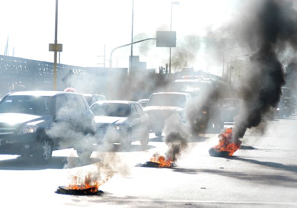 ATE vuelve a los puentes y amenaza con corte de ruta