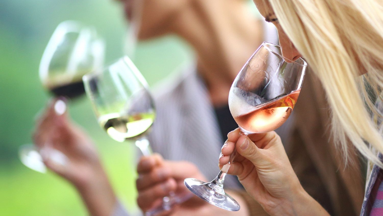 Los aromas de ceniza, morrón y pimiento en vinos