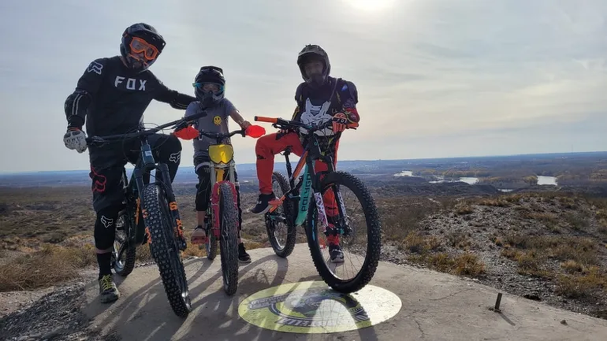 Qu Es El Downhill La Disciplina Que Se Practica En La Isla Jord n qu-es-el-downhill-la-disciplina-que-se-practica-en-la-isla-jord-n