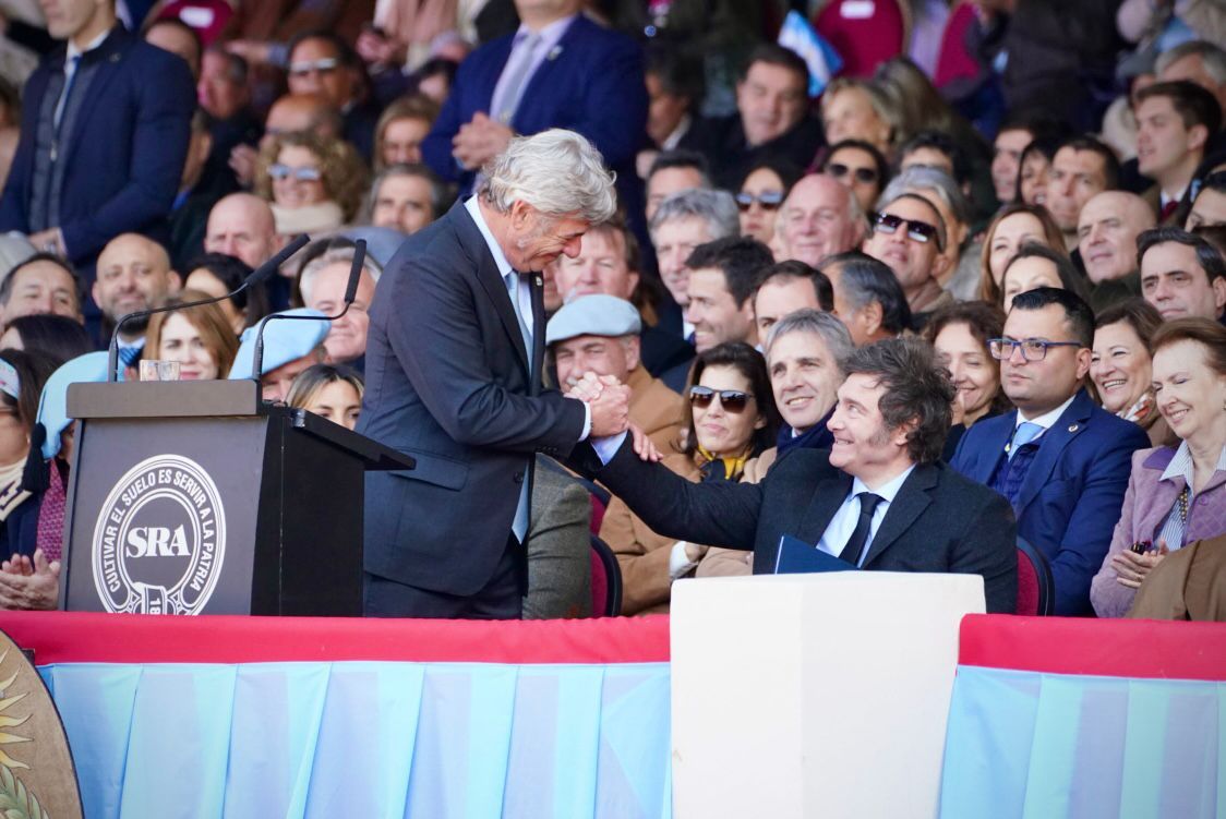 Milei pidió más paciencia y la Rural prometió acompañarlo