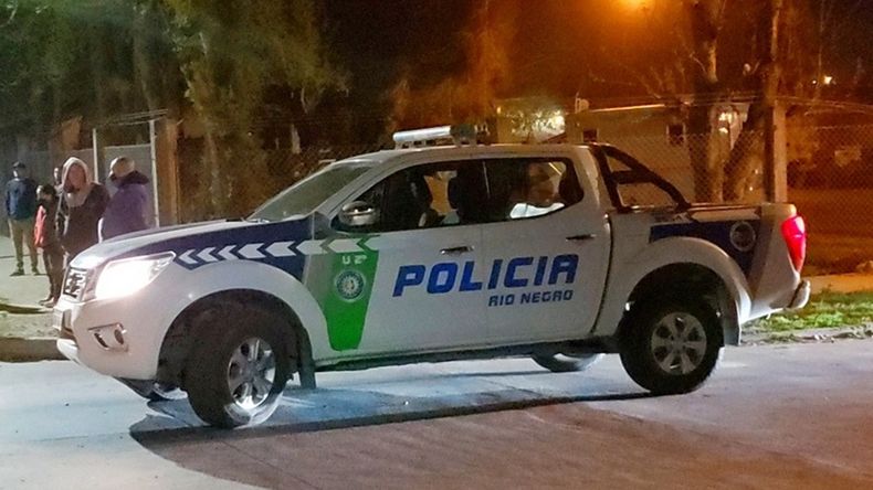 El hecho ocurrió cerca de las 4 de la mañana y motivó una rápida intervención policial. Foto: Gentileza. | LMCipolletti.com El hecho ocurrió cerca de las 4 de la mañana y motivó una rápida intervención policial. Foto: Gentileza.