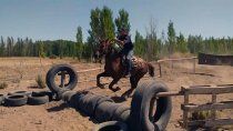 la policia rionegrina reacondiciono su predio de entrenamiento para caballos