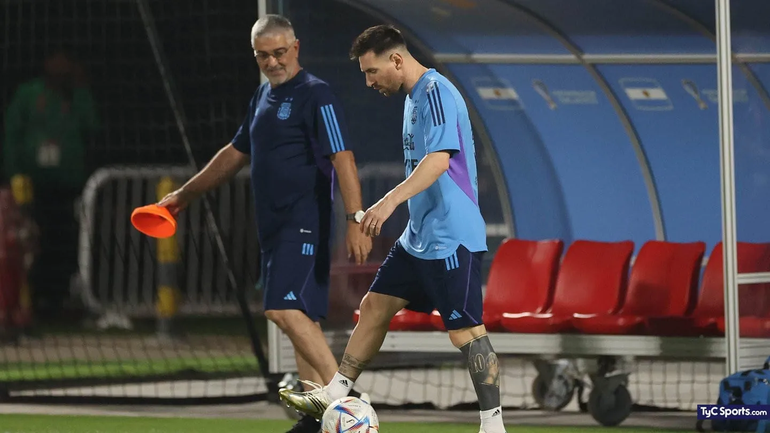 Último momento: Qué pasó con Messi en la práctica dominguera