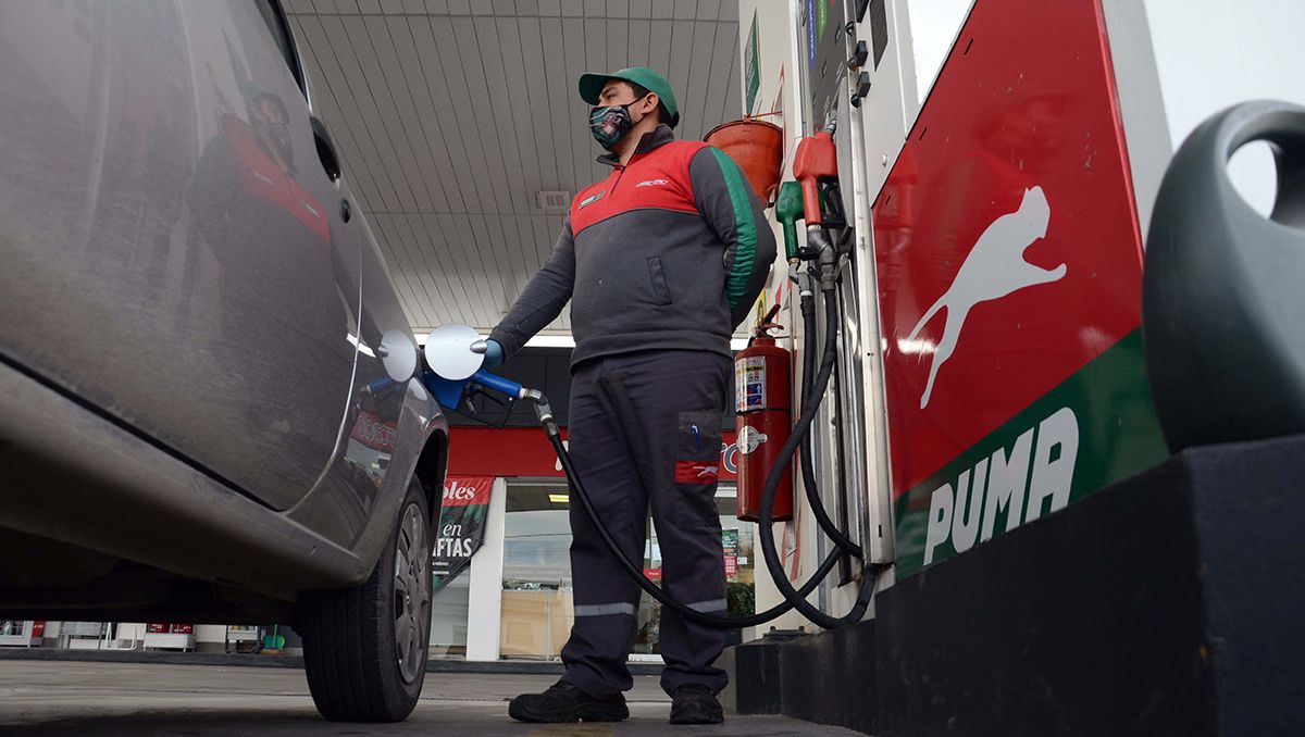 El gobierno postergó una suba de hasta 10% en los combustibles