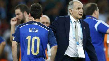 Sabella, como un padre para sus jugadores en aquel recordado Mundial 2014.