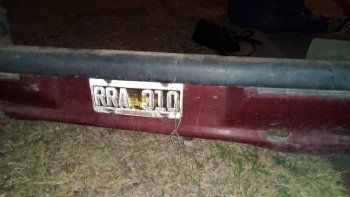 el conductor del auto que choco y escapo volvio por su paragolpe