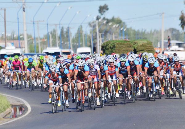El neuquino Contreras arrancó  ganando