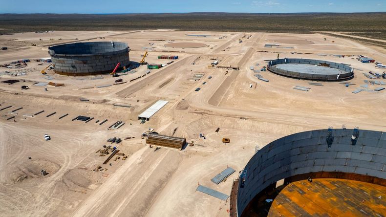 De la fruta a exportar Vaca Muerta: cómo Río Negro busca convertirse en la nueva potencia petrolera | LMCipolletti.com De la fruta a exportar Vaca Muerta: cómo Río Negro busca convertirse en la nueva potencia petrolera