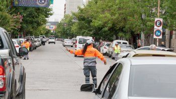 Para revertir el rechazo a los inspectores, el 2016 arrancó con más operativos preventivos y menos sanciones.