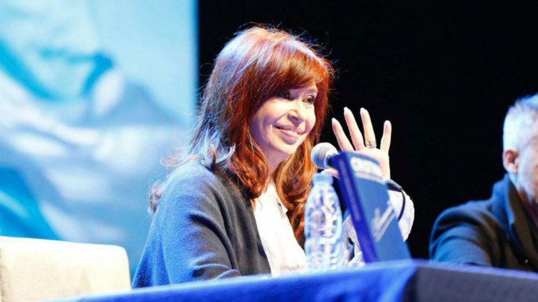 Cristina habló de la polémica por las segundas marcas y apuntó contra el Gobierno