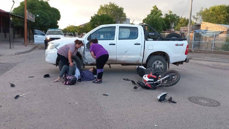 Chocaron en el barrio Don Bosco: una motociclista herida