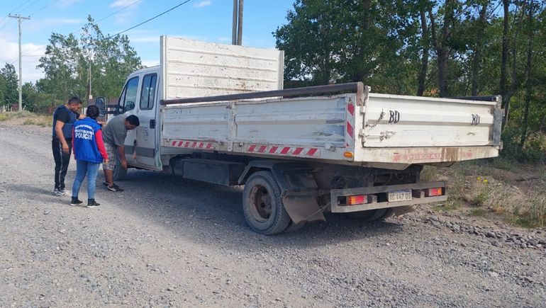 Empleado robó un camión municipal y lo detuvieron manejándolo borracho