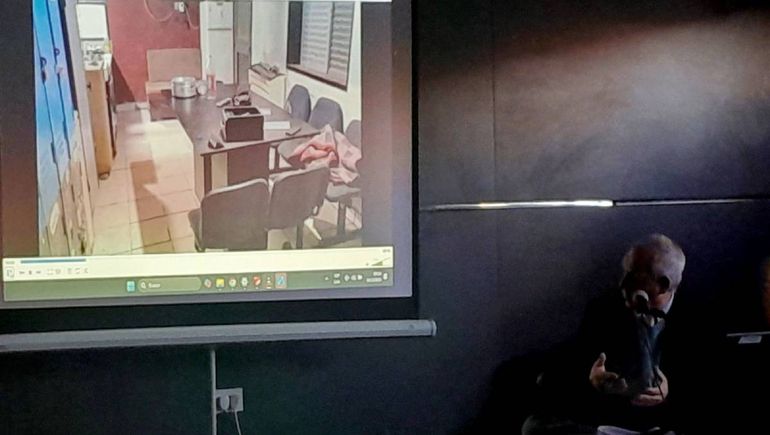 El médico forense Marcelo Uzal detalló las lesiones que sufrió Jorge Gatica al ser golpeado en la Comisaría 45. Foto: Estefania Petrella.