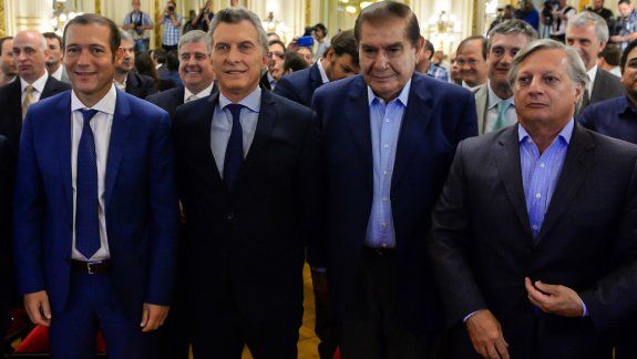 Macri anunció un acuerdo para estimular Vaca Muerta