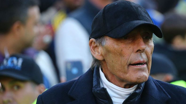 Miguel Ángel Russo define la formación de Boca.
