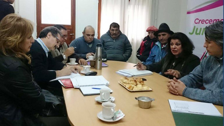 Provincia y Municipio apoyarán proyecto para cría de porcinos