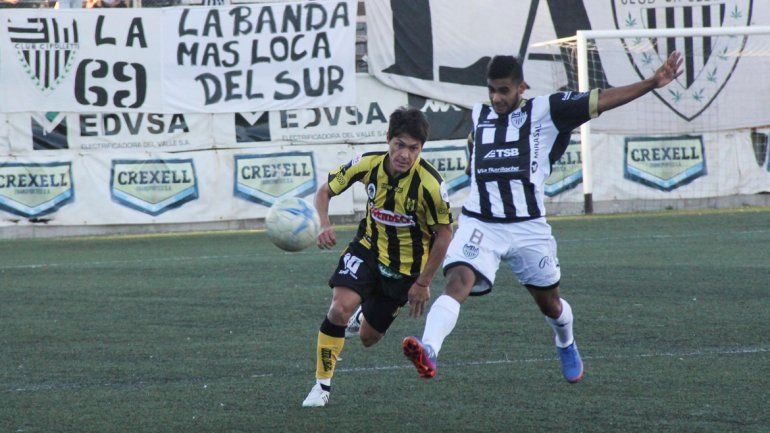 Carrera puede ser opción para jugar por una de las bandas