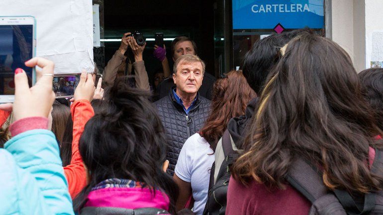 Prometen tres cámaras más para custodiar la UNCo