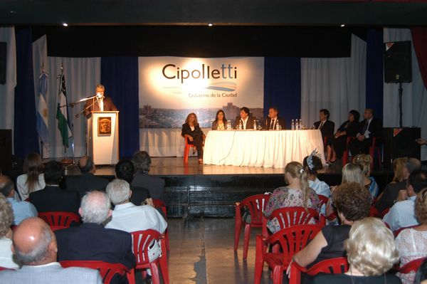 El 2013 se inicia con las cuentas municipales equilibradas