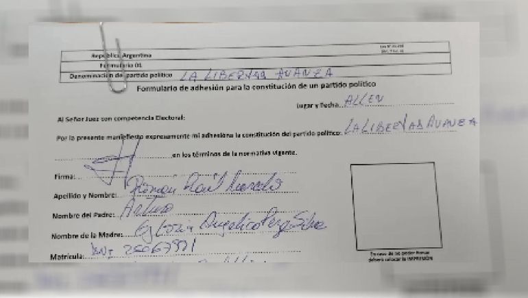 El intendente de Allen firm&oacute; su afiliaci&oacute;n a La Libertad Avanza.