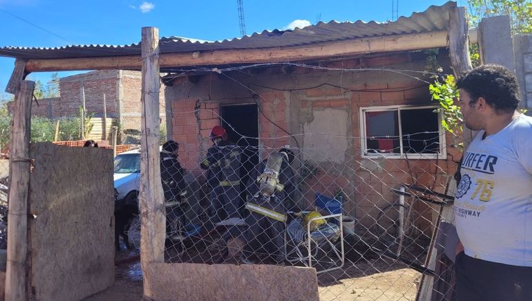 Los Bomberos apagaron las llamas